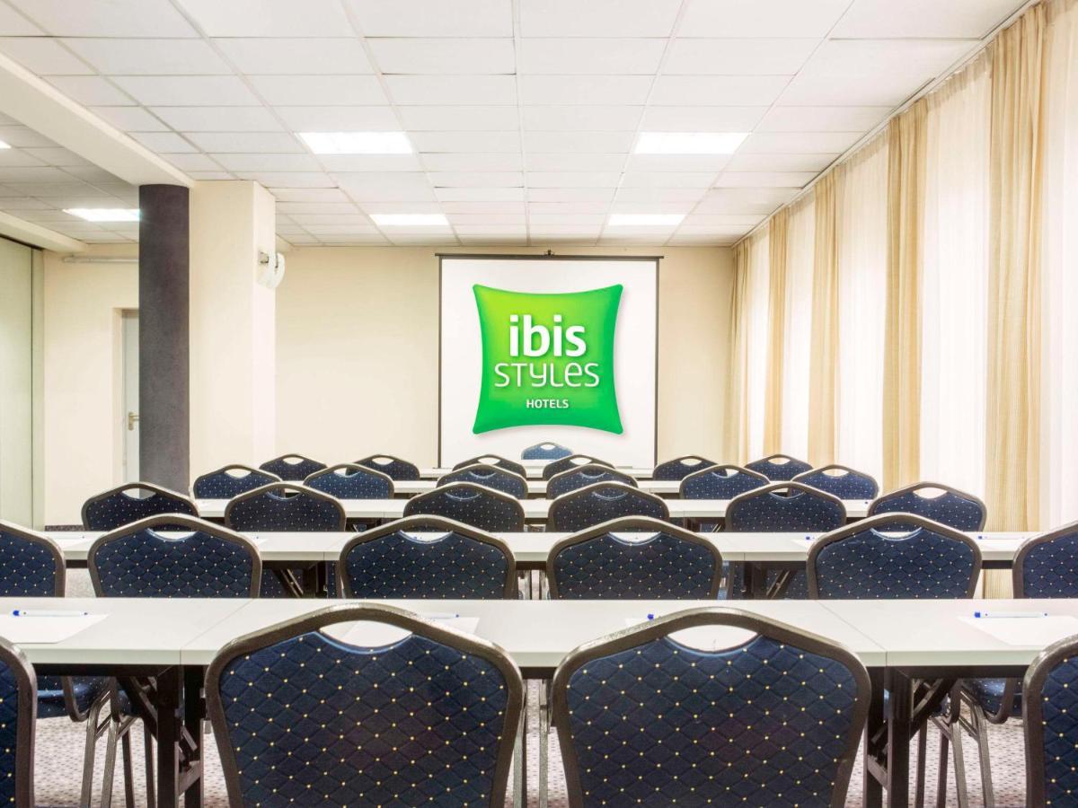 Ibis Styles Warszawa West Hotel Mory Buitenkant foto