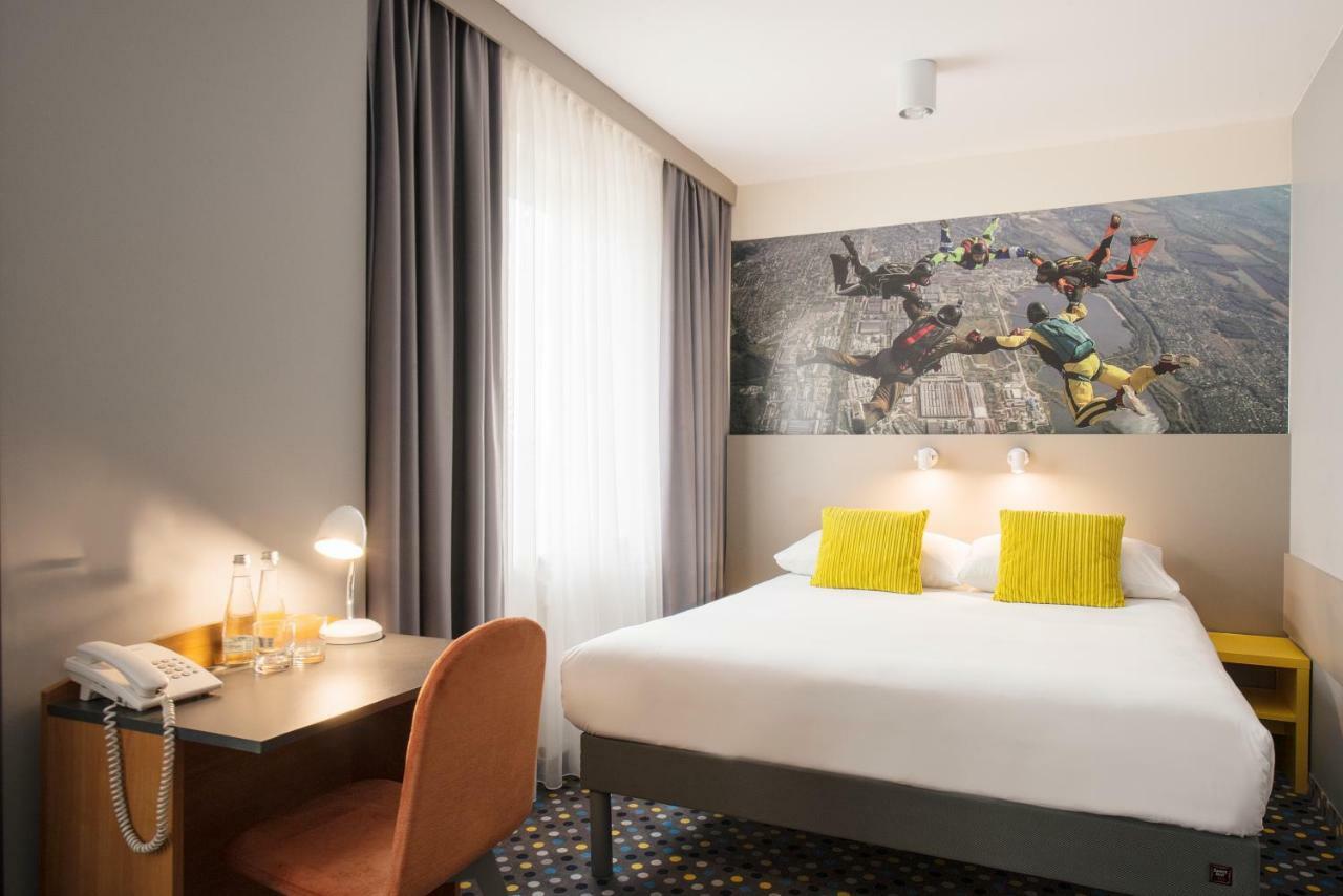 Ibis Styles Warszawa West Hotel Mory Buitenkant foto